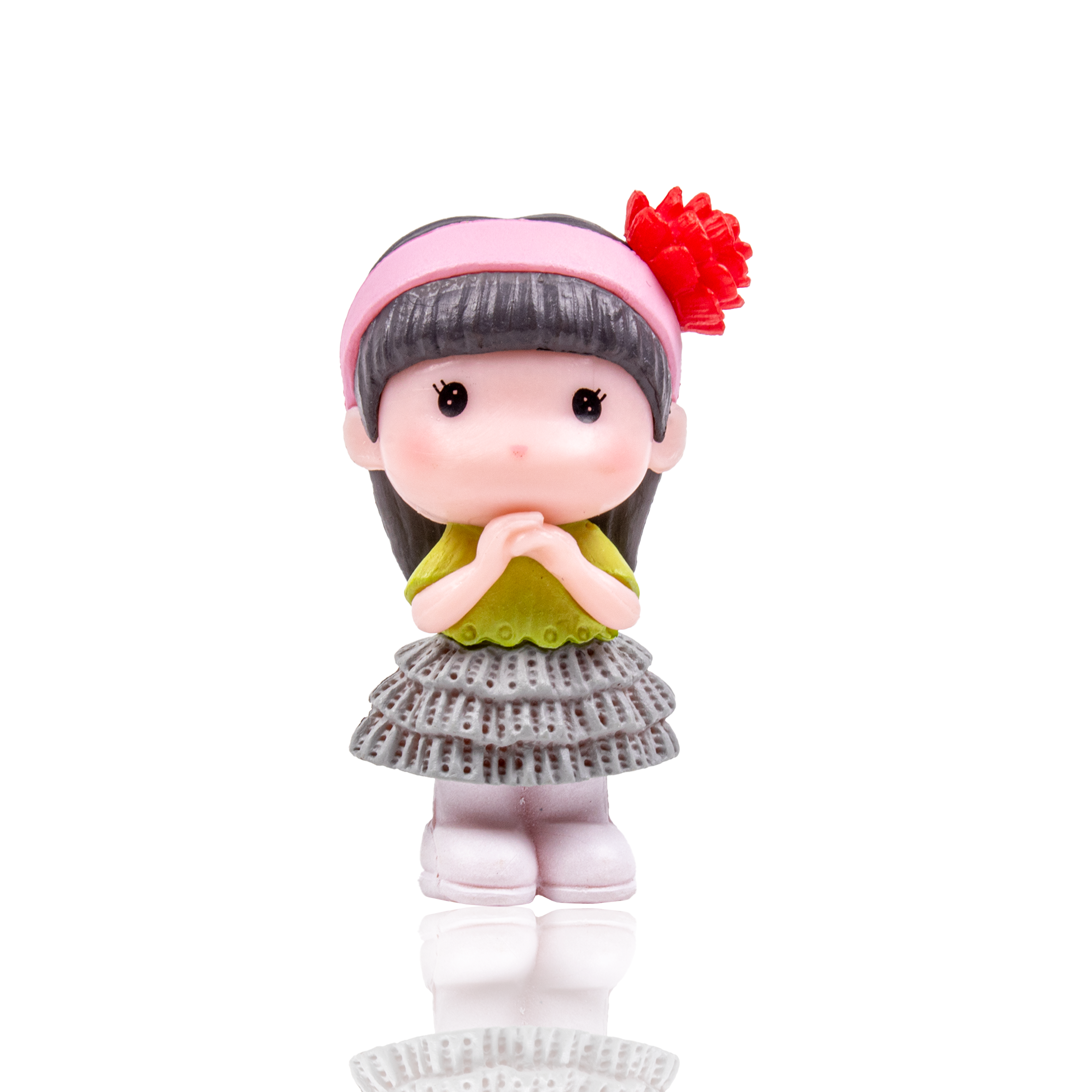 Miniatures Cute Girl 1Pc Assorted