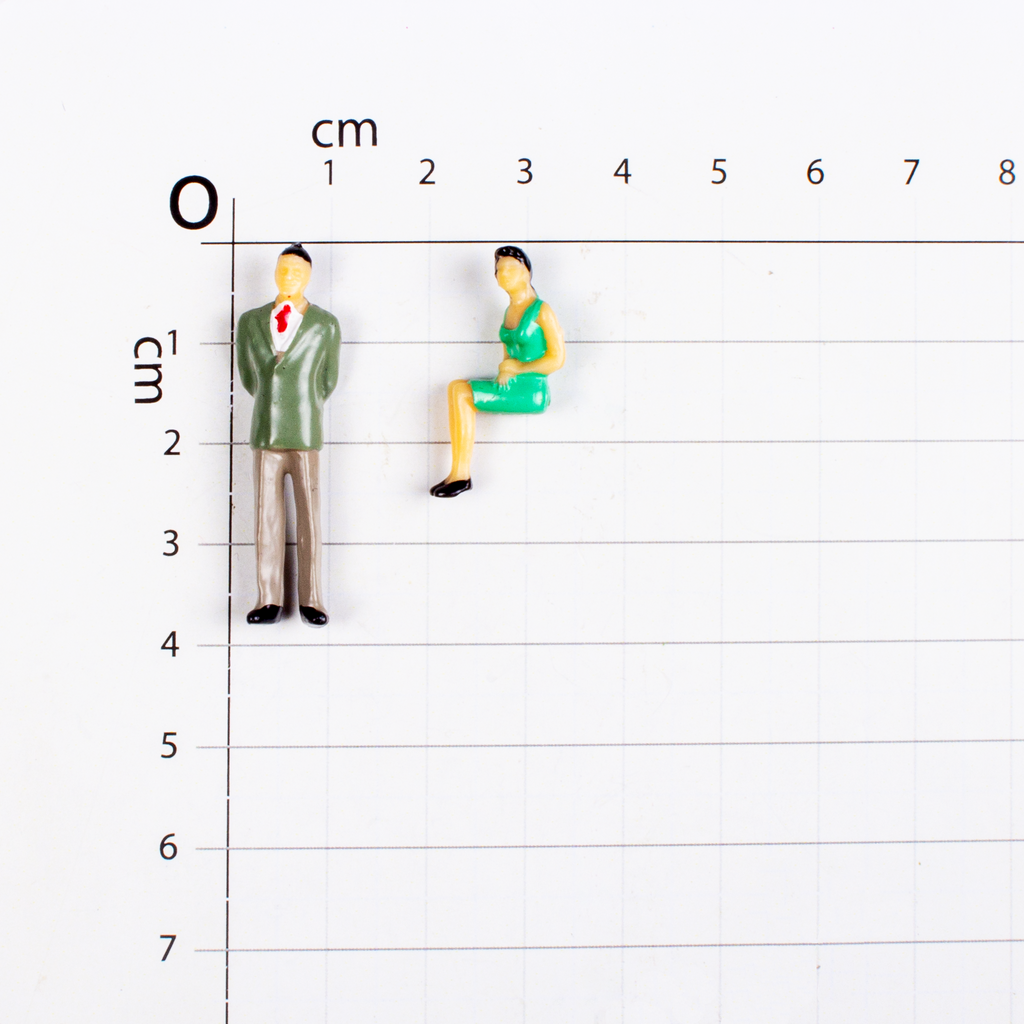 Miniature Human Figurine Assorted Colours H36mm 2pc