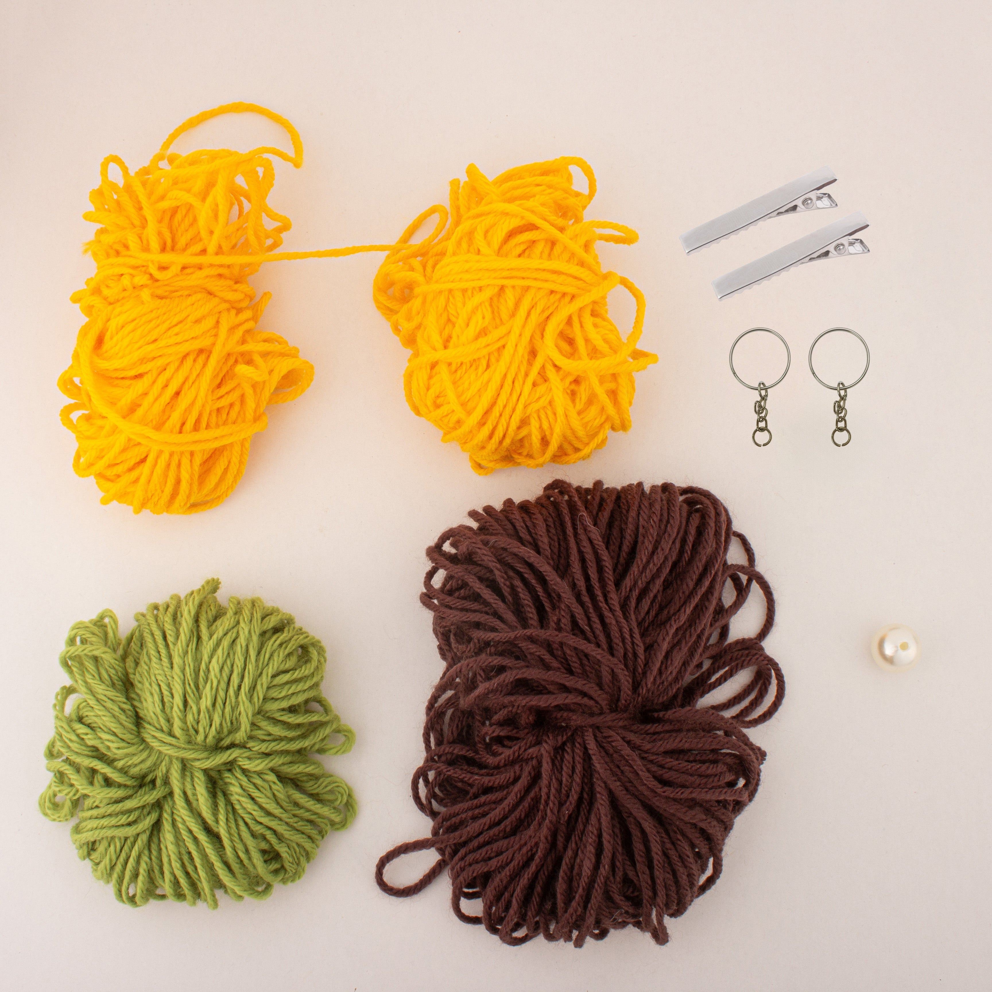 DIY Sunflower Crochet Fashion Accessories Makes 4 Box