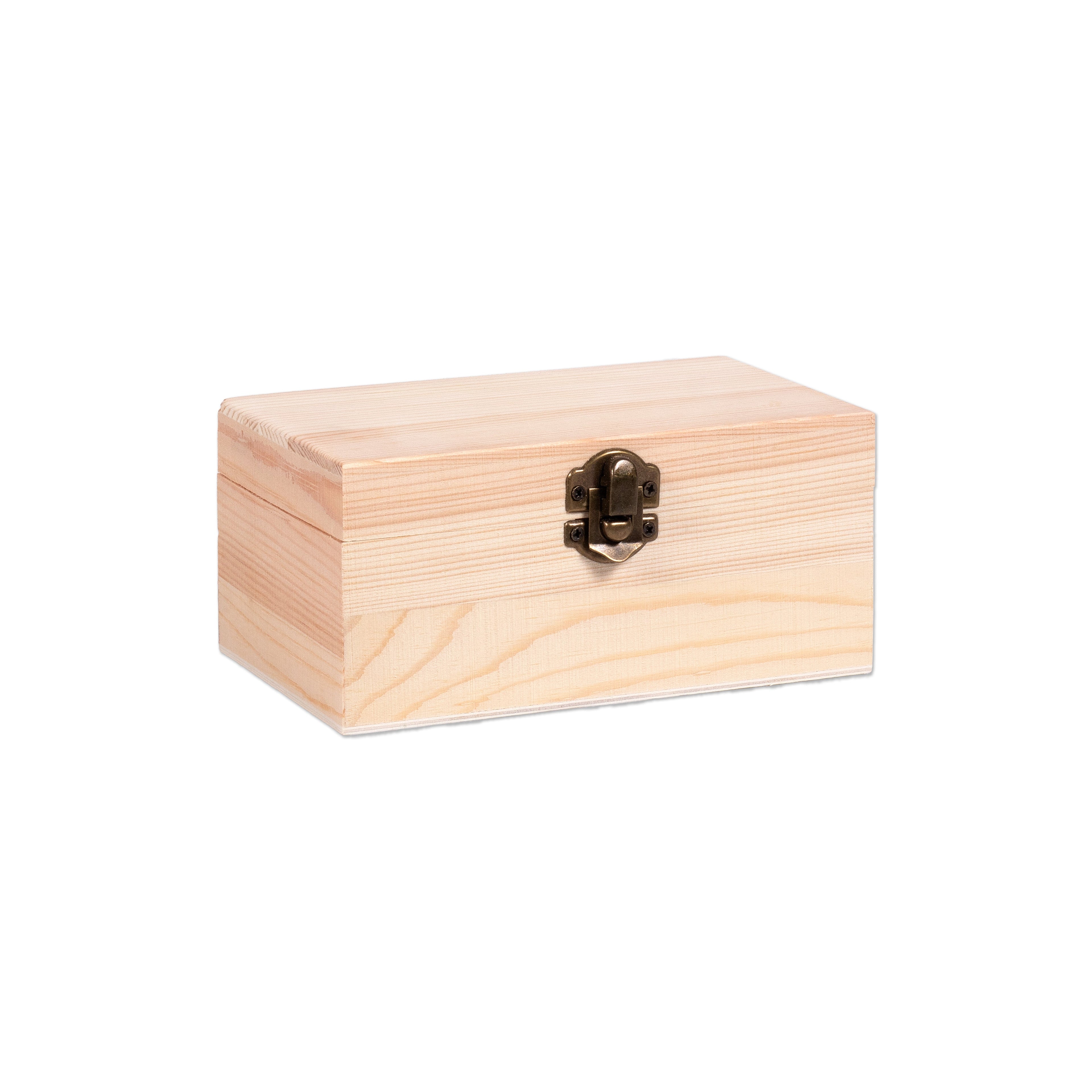 Pinewood Box with Metal Latch Rectangular L5.8 x W4 x H2.5 1pc