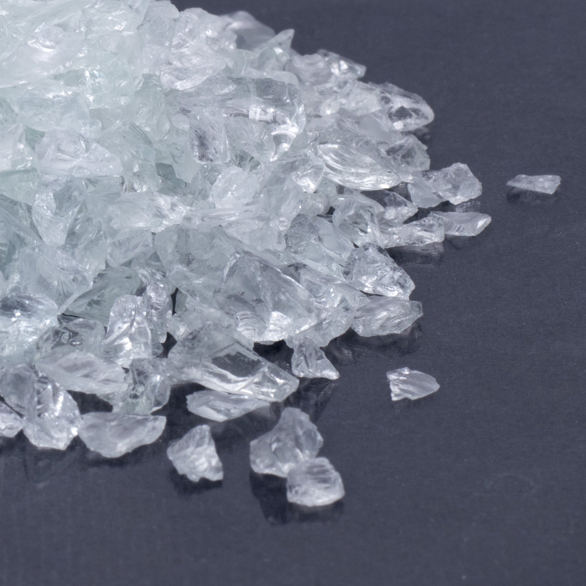 Crushed Glass Transparent 2-3mm 80gm Bottle
