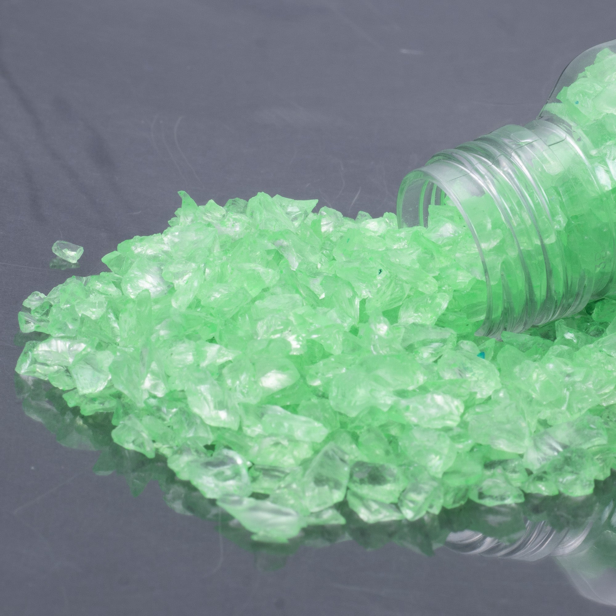 Crushed Glass Green 4-6mm 80gm Bottle