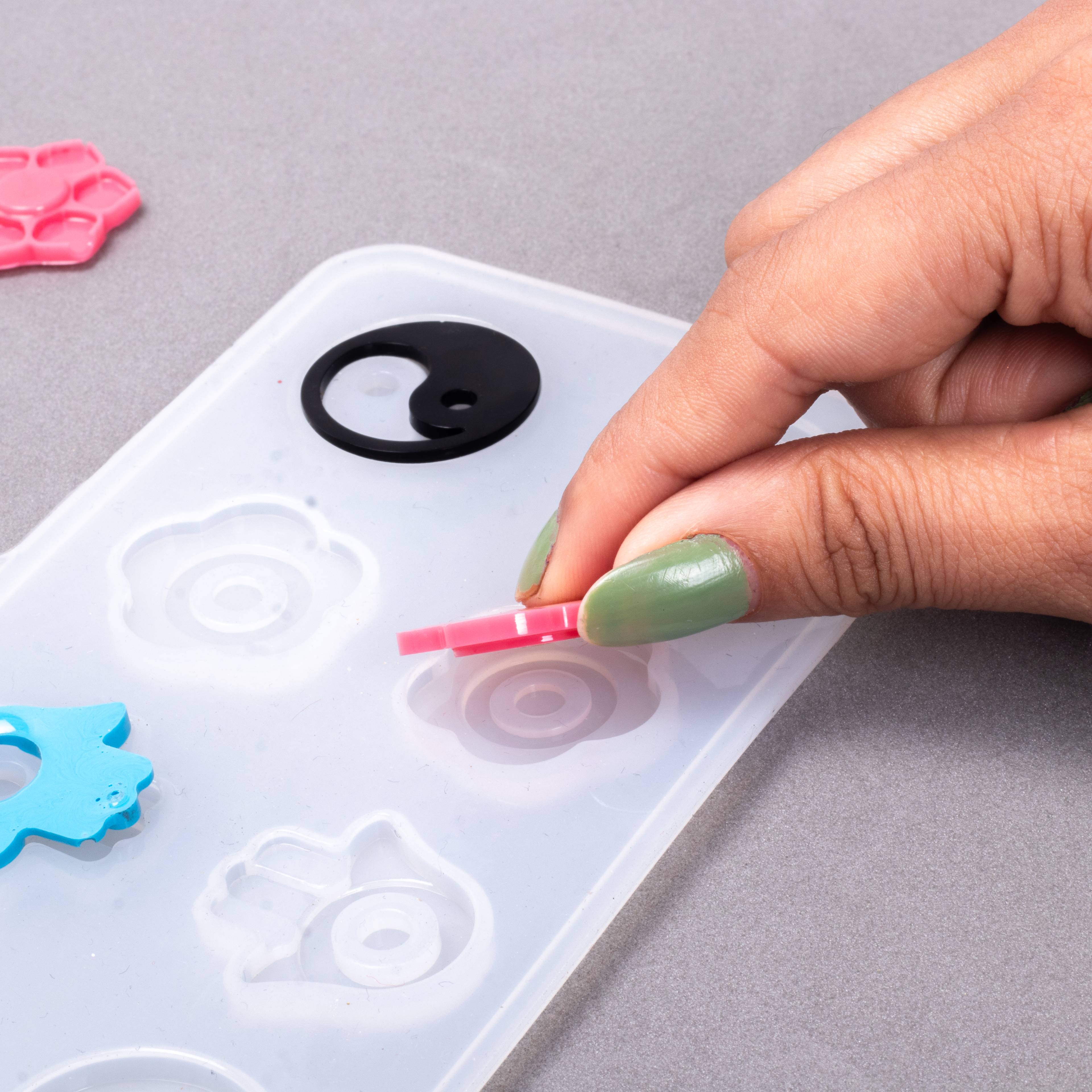 Rakhi Silicone Mould Lucky Talisman L8 X W18.5cm 1pc