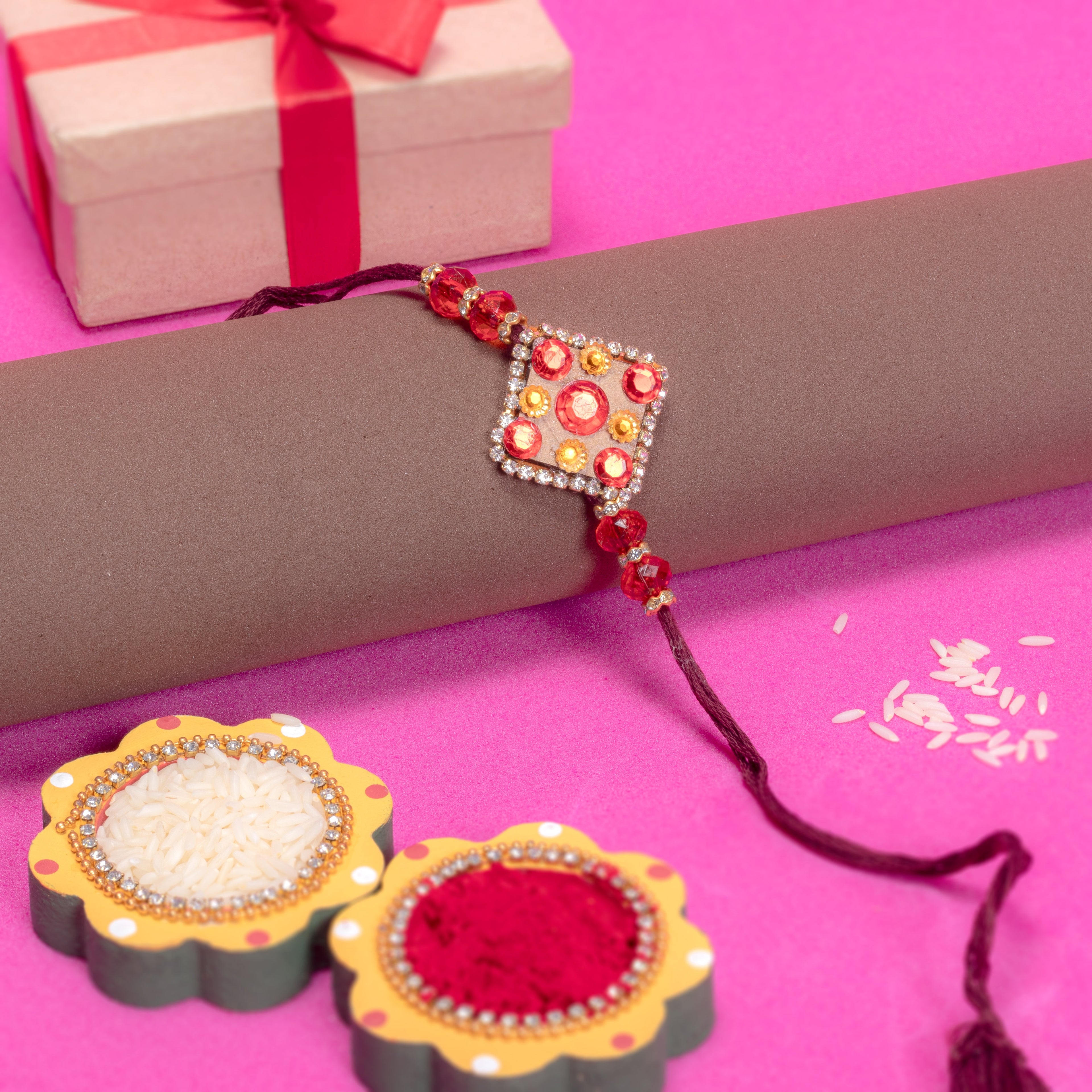 Handmade Rakhi - Jewel Glory 
1 pc