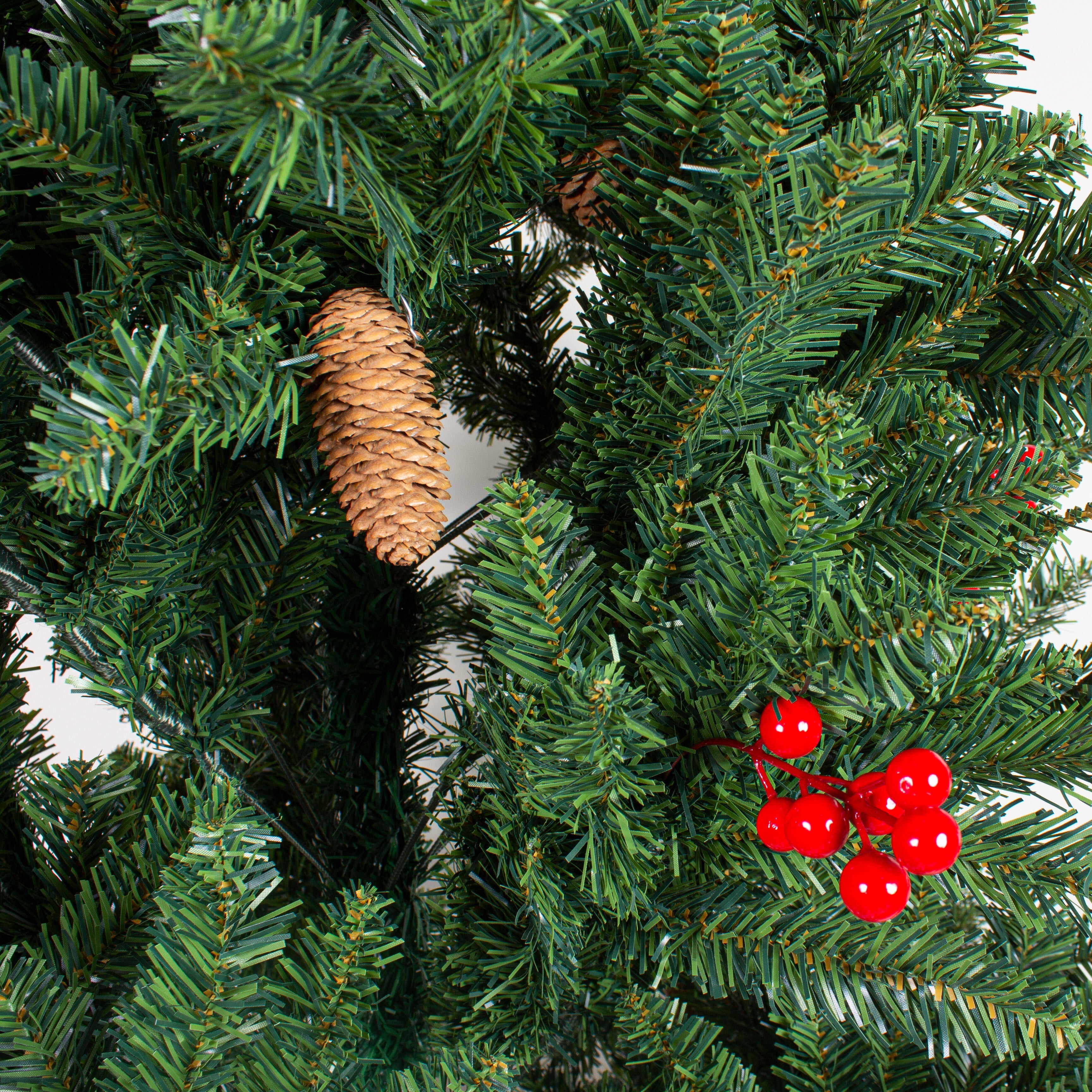 Christmas Premium Tree with Metal Stand Pine Cones & Red Berries 4 Ft (120cm) 1pc Box