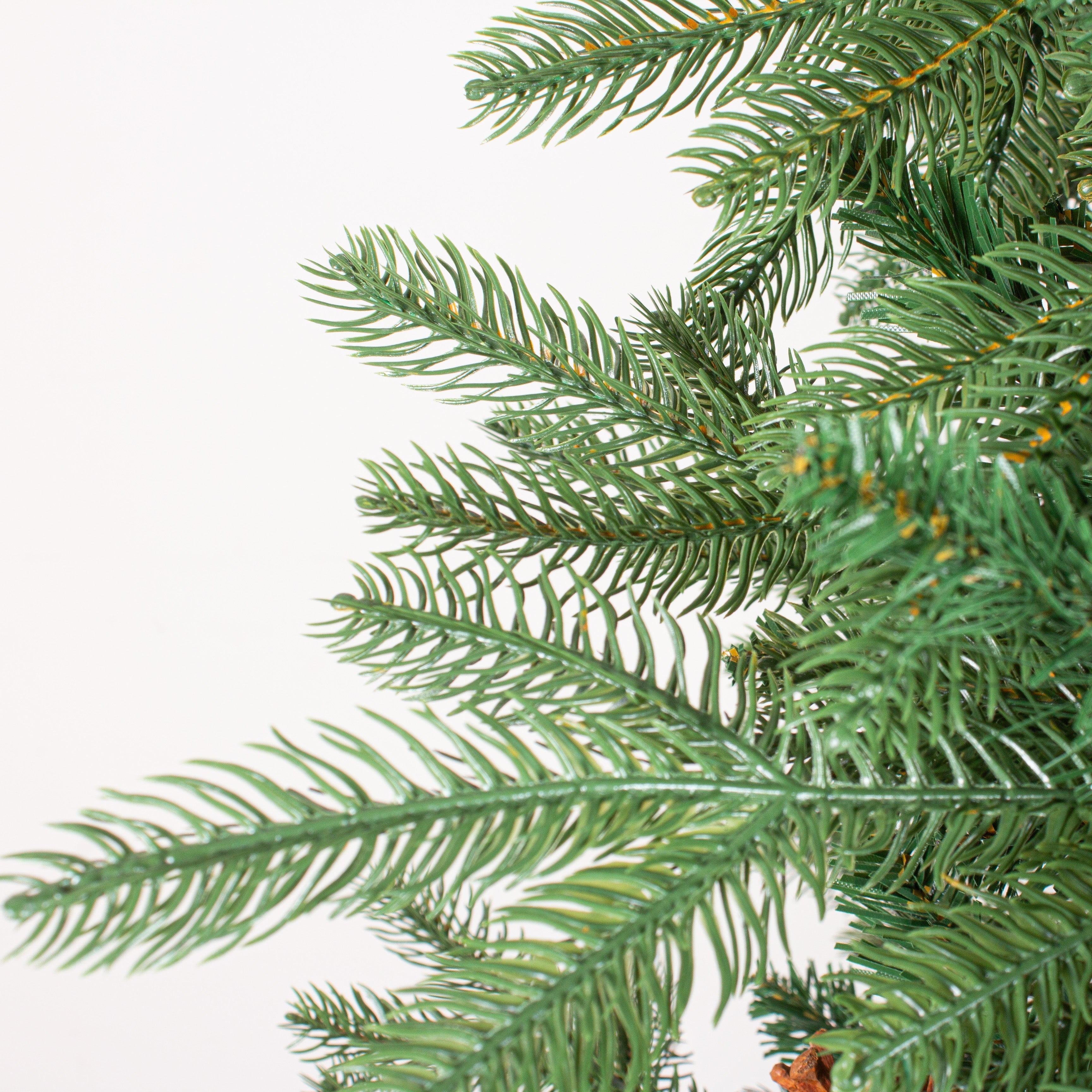 5 Feet - Christmas Deluxe Realistic Tree with Metal Stand Pine Cones & Red Berries (150cm) 1pc  (Ornaments Combo)