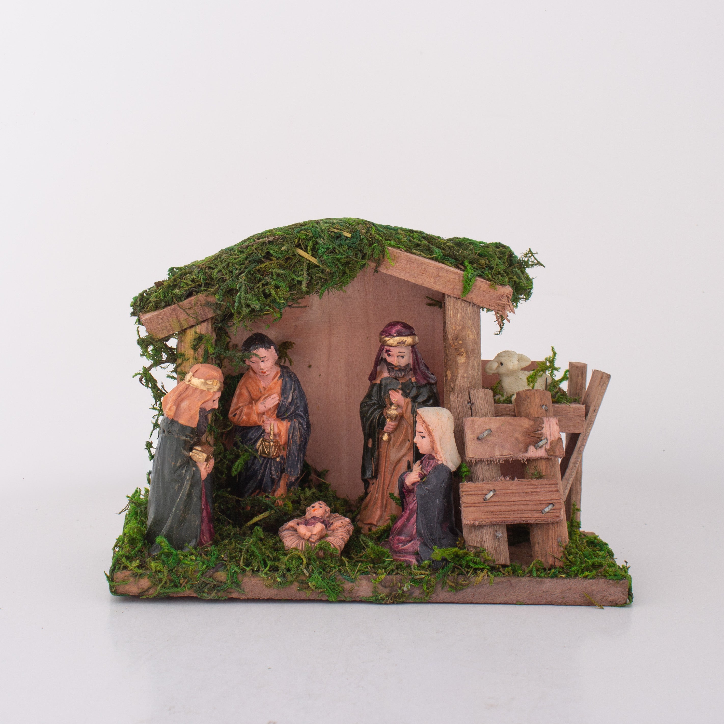 Christmas Wooden Crib Nativity scene with figurines Sheep 15 X 10.5cm 6pcs1 Box