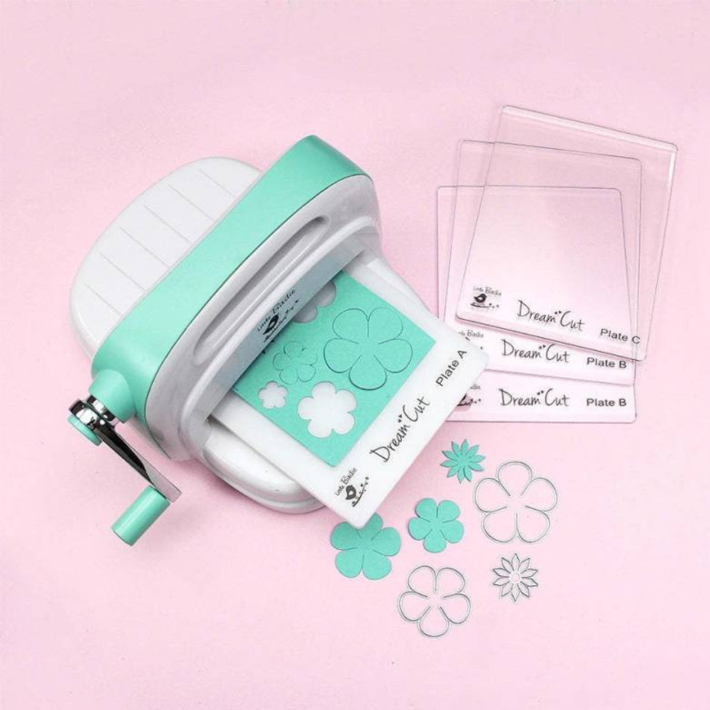 Dreamcut Machine and Thin Cut Dies Combo - 1