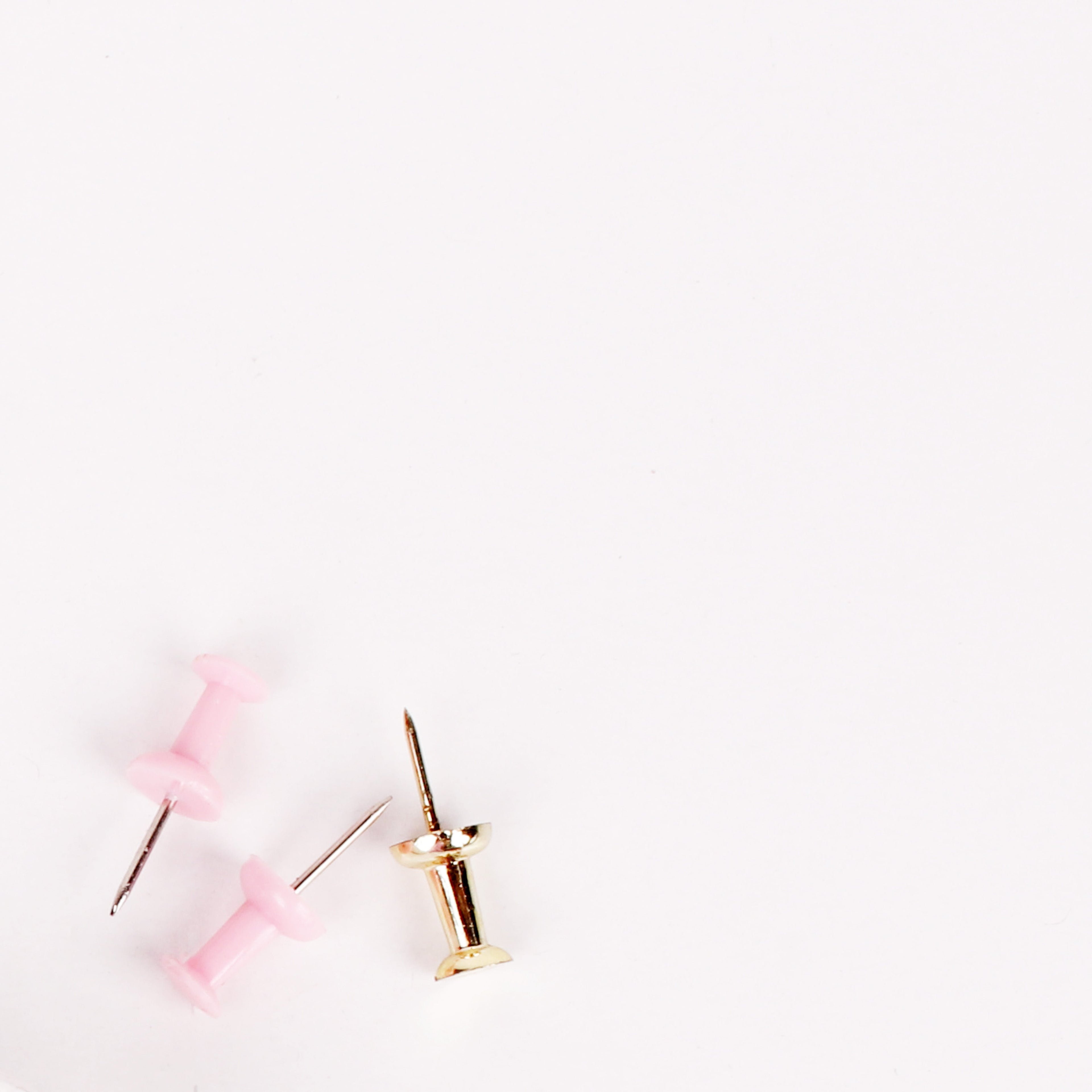 Push Pin Pink 40