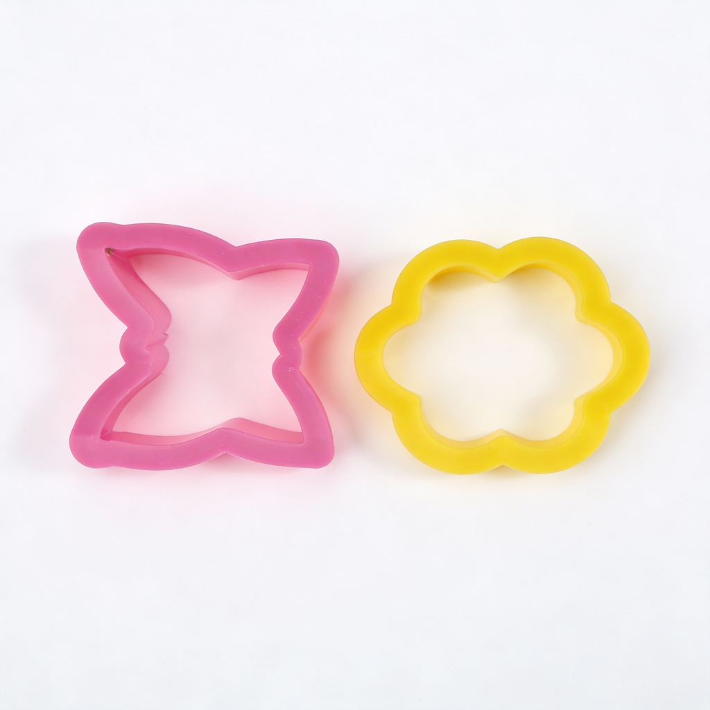 Scented Modelling Play Clay 6 Colours and 2 Cutters 50gm Blister