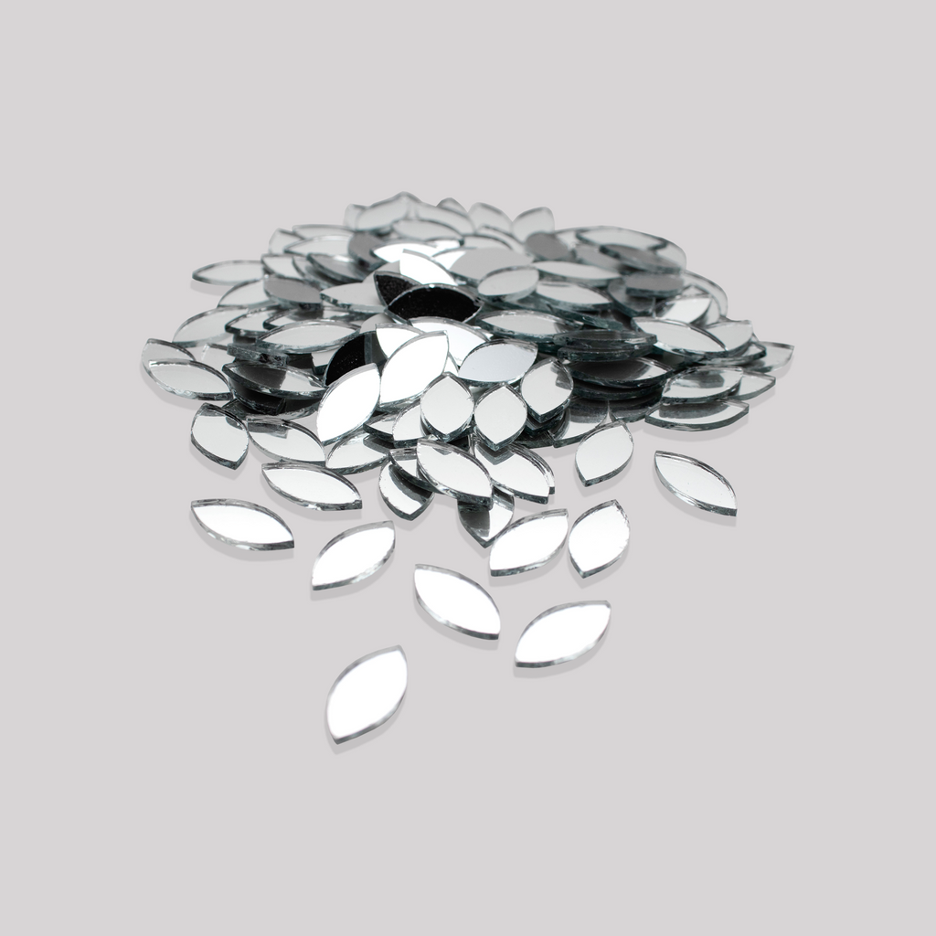 Cut Mirror Leaf 14Mm 50Gms Approx 355pc