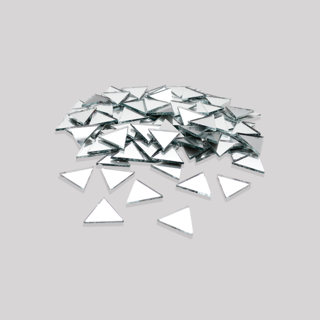 Cut Mirror Triangular 14Mm 50Gms Approx 117pc