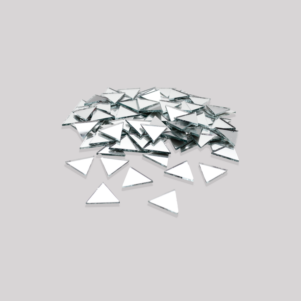 Cut Mirror Triangular 8Mm 50Gms Approx 665pc
