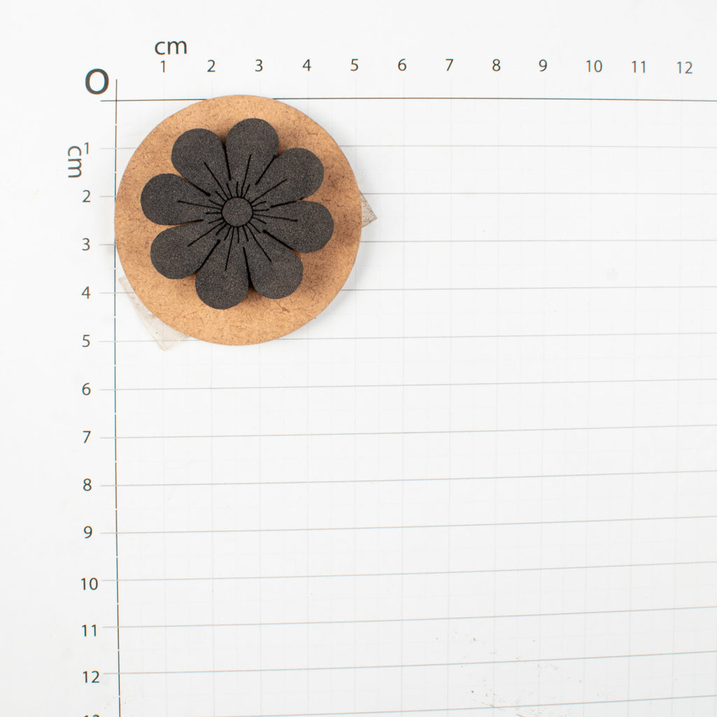 Foam Stamp - Daisy | 3.8cm x 3.8cm| 10mm Thick (MDF Base 5.5mm thick round 5cm dia) 1pc