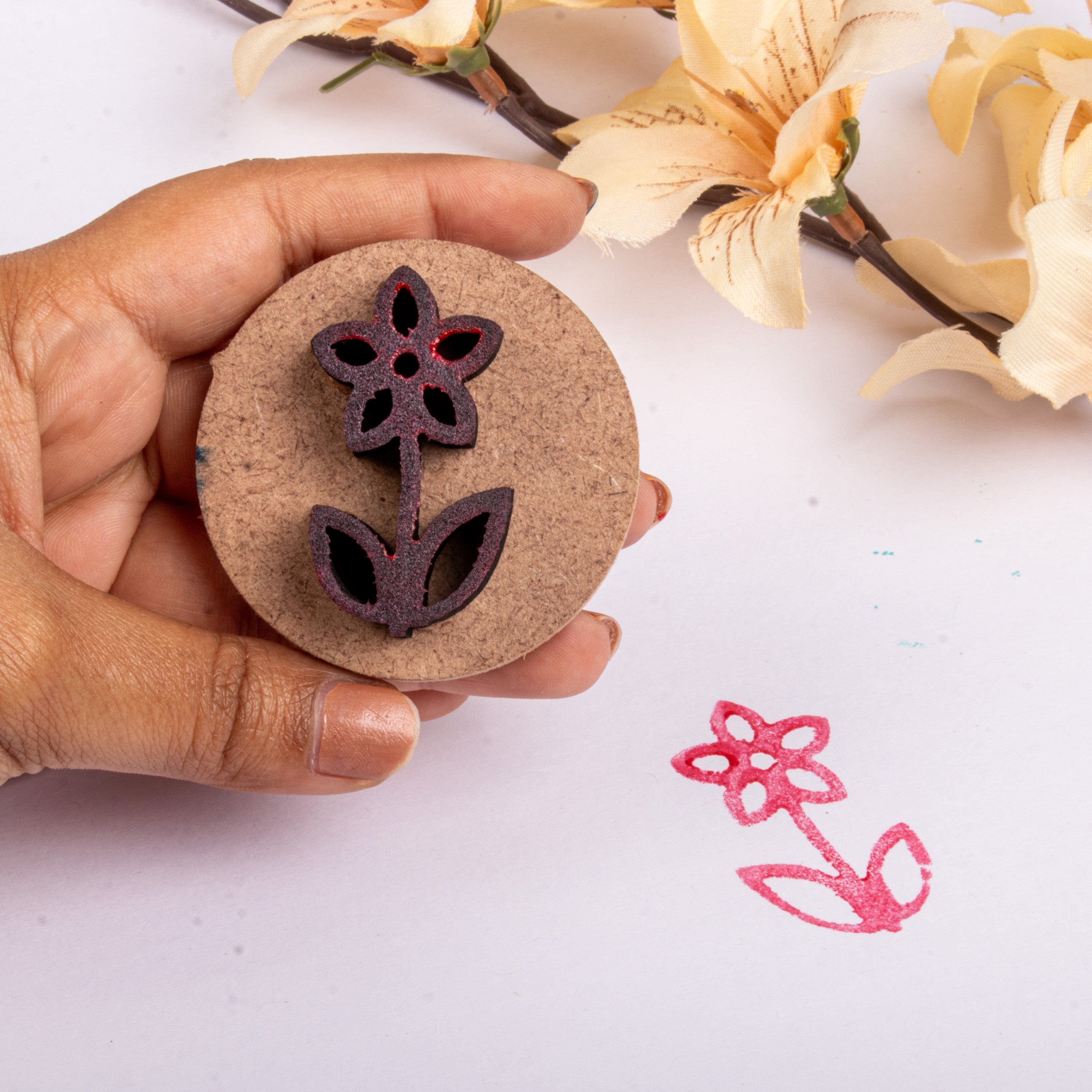 Foam Stamp - Flower Stem | 2.2 x 4.2cm | 10mm Thick (MDF Base 5.5mm thick round 5cm dia) 1pc