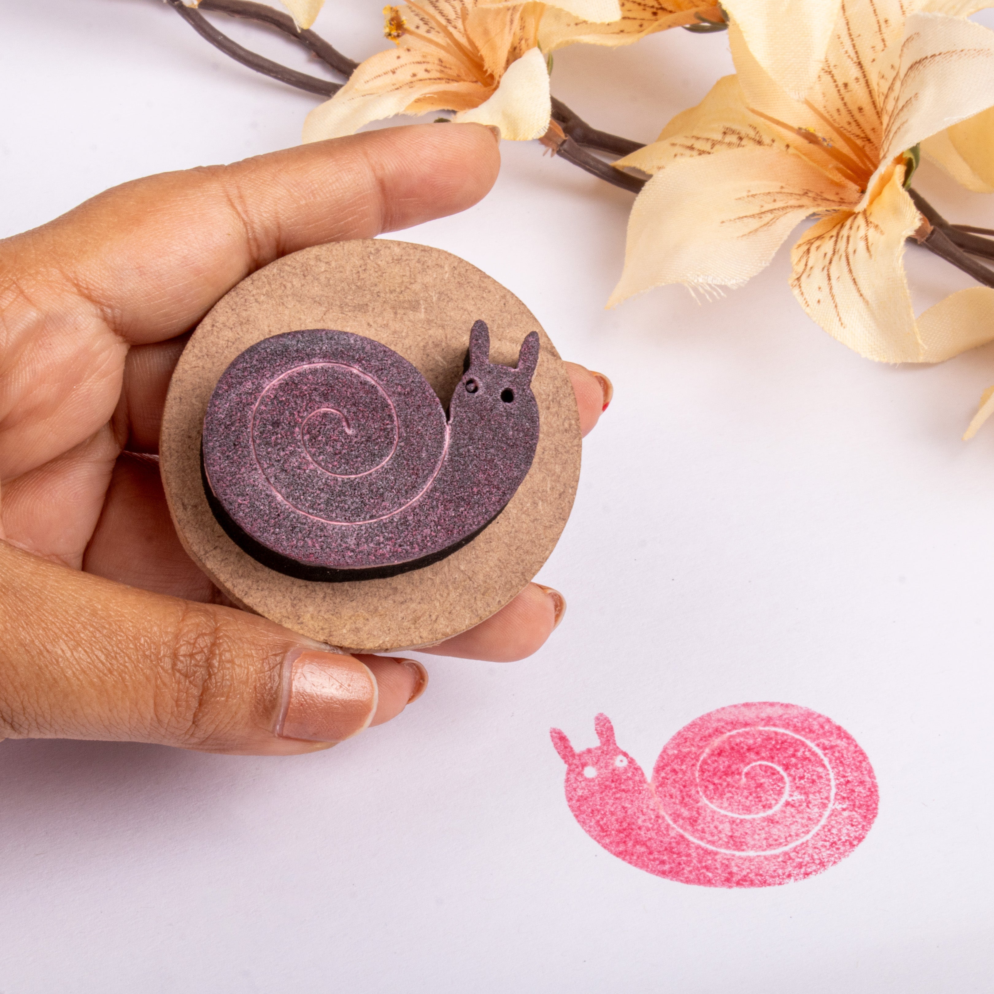 Foam Stamp Snail 4 x 3cm x 10mm Thick (MDF Base 5.5mm thick round 5cm dia) 1pc
