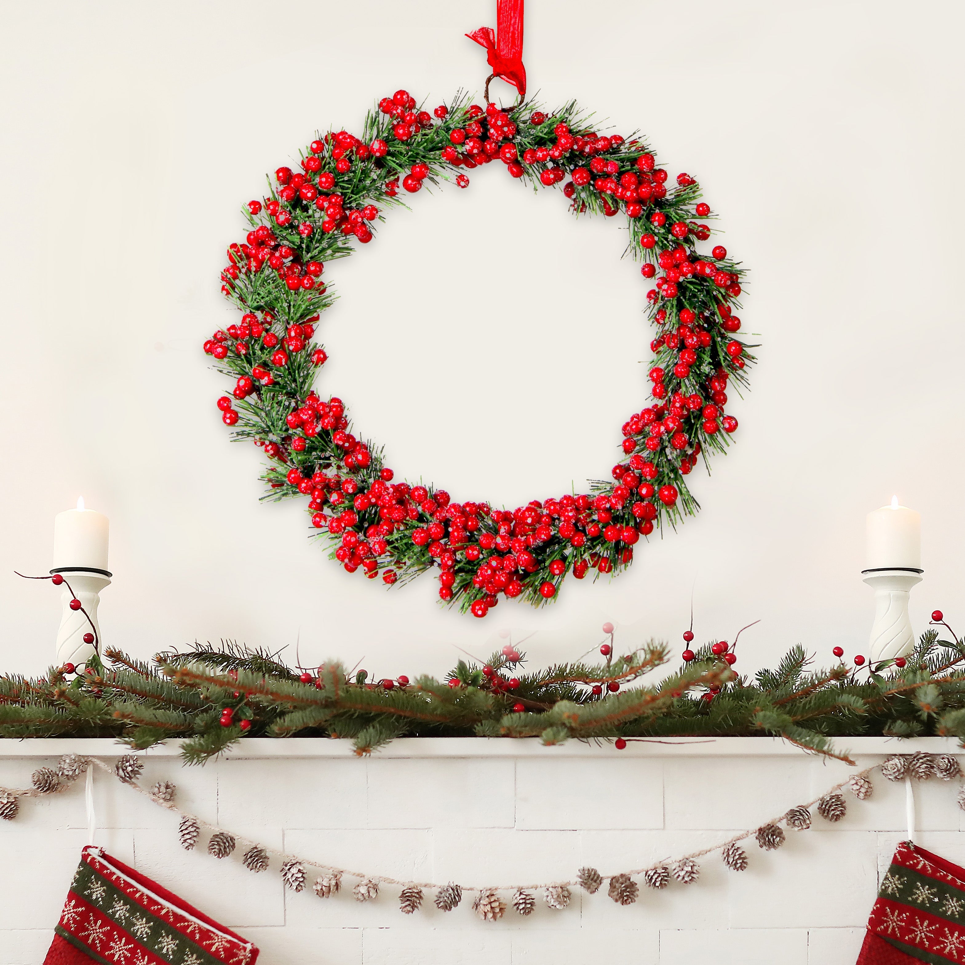 Hanging Mini Berry Wreath 20Cm
