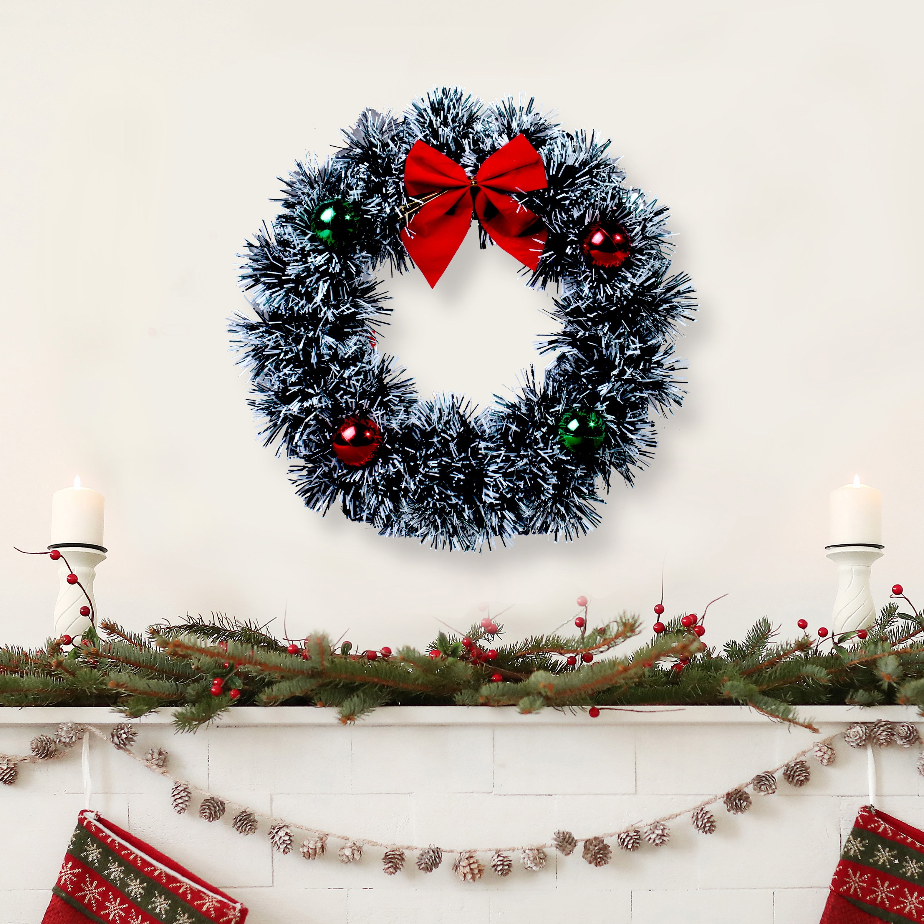 Snow Tips Bauble Wreath Assorted 23Cm 1Pc