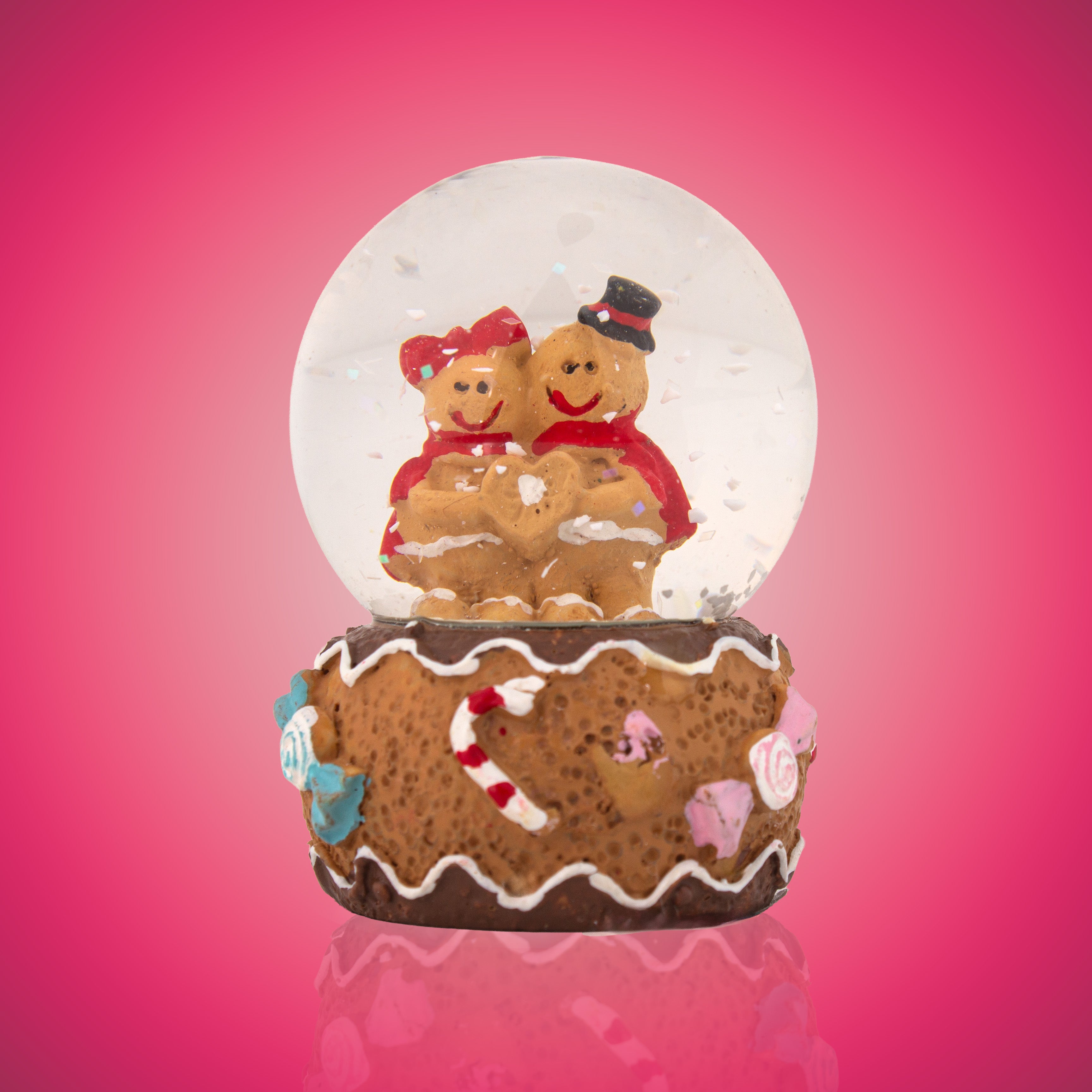 Christmas Decor Water Snow Globe with Base Gingerbread Celebration 45mm 1pc