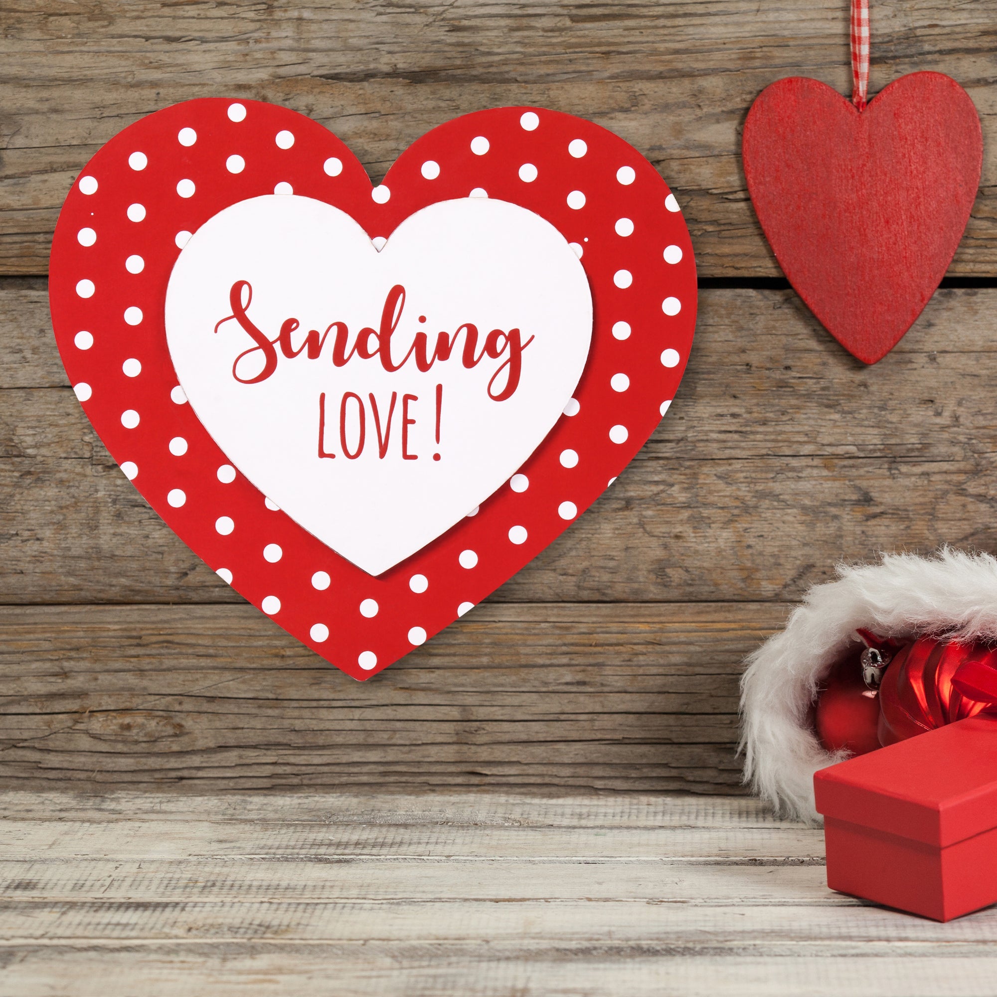 Home Hanging Decor Sending Love L18.5 X W16.5Cm 2Mm Thick 1Pc