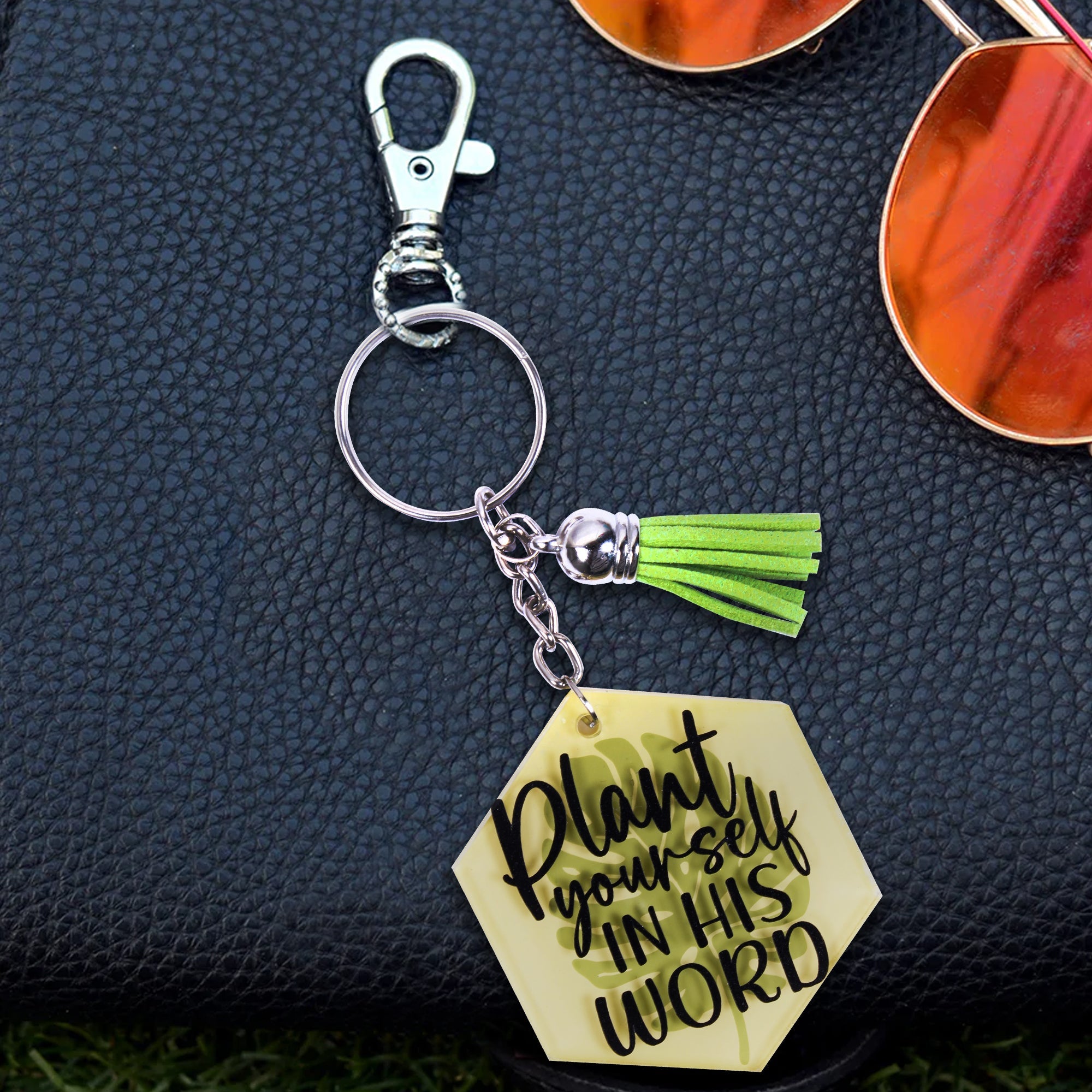 Acrylic Key Chain Hexagon L 5.8Cm X W 5Cm 3.7Mm Thick 4 Pc