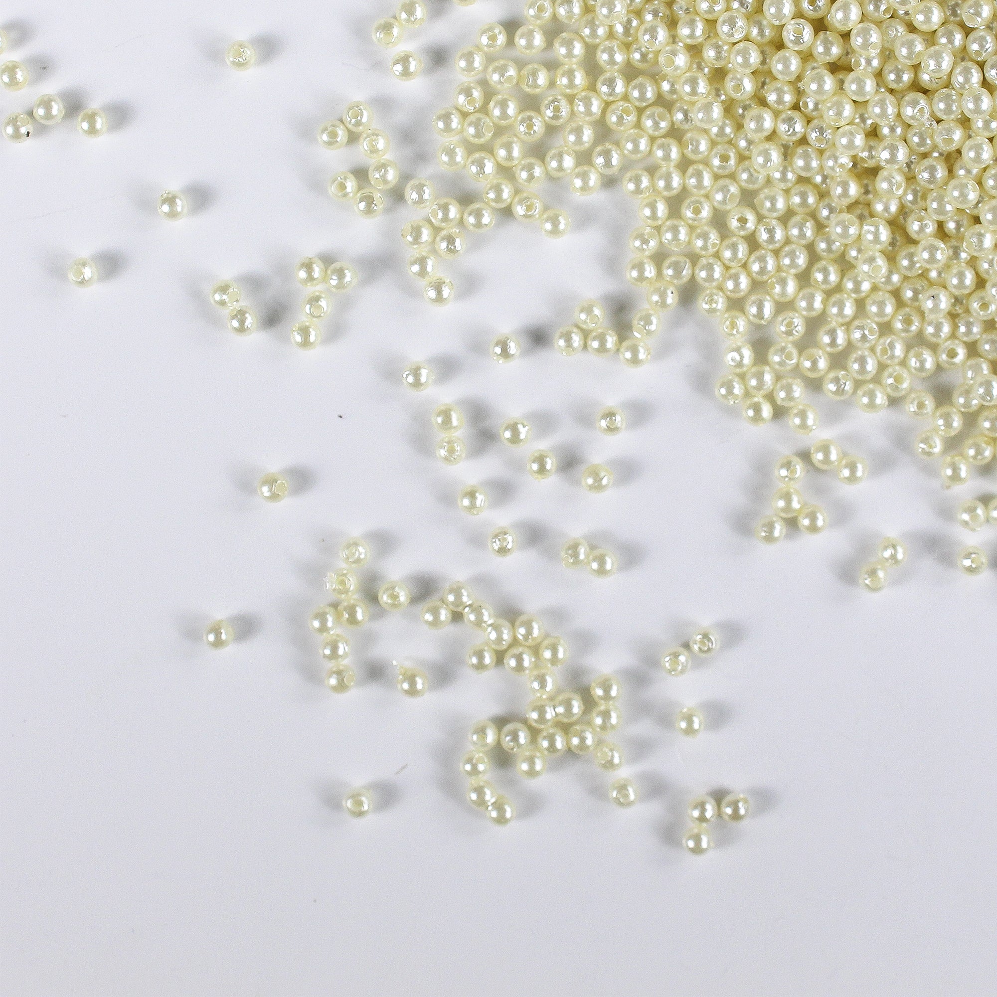 Pearl Beads Plastic 3mm Cream 20gm