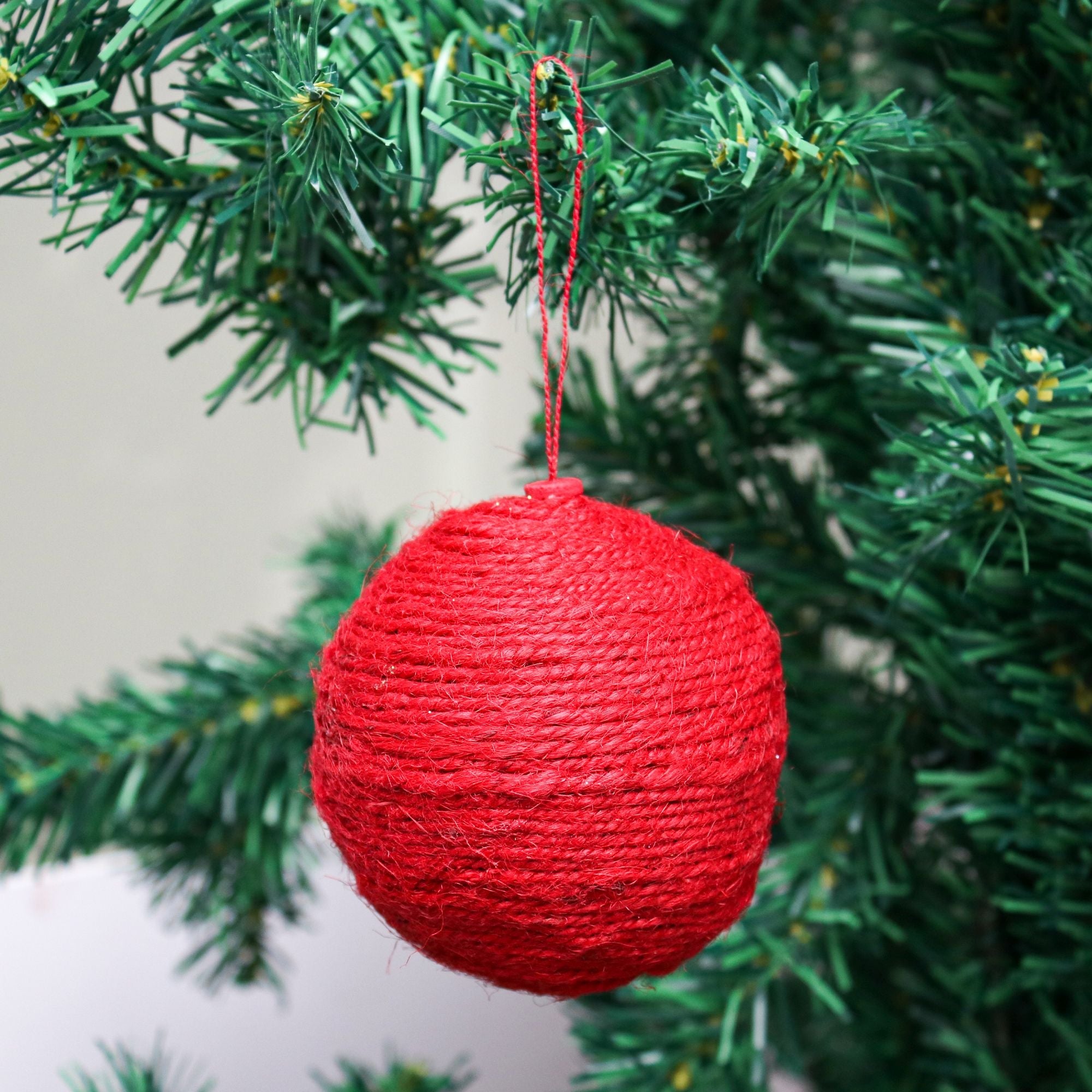 Handmade Christmas Ornaments - Jute Baubles, 70mm, Red, 2pc