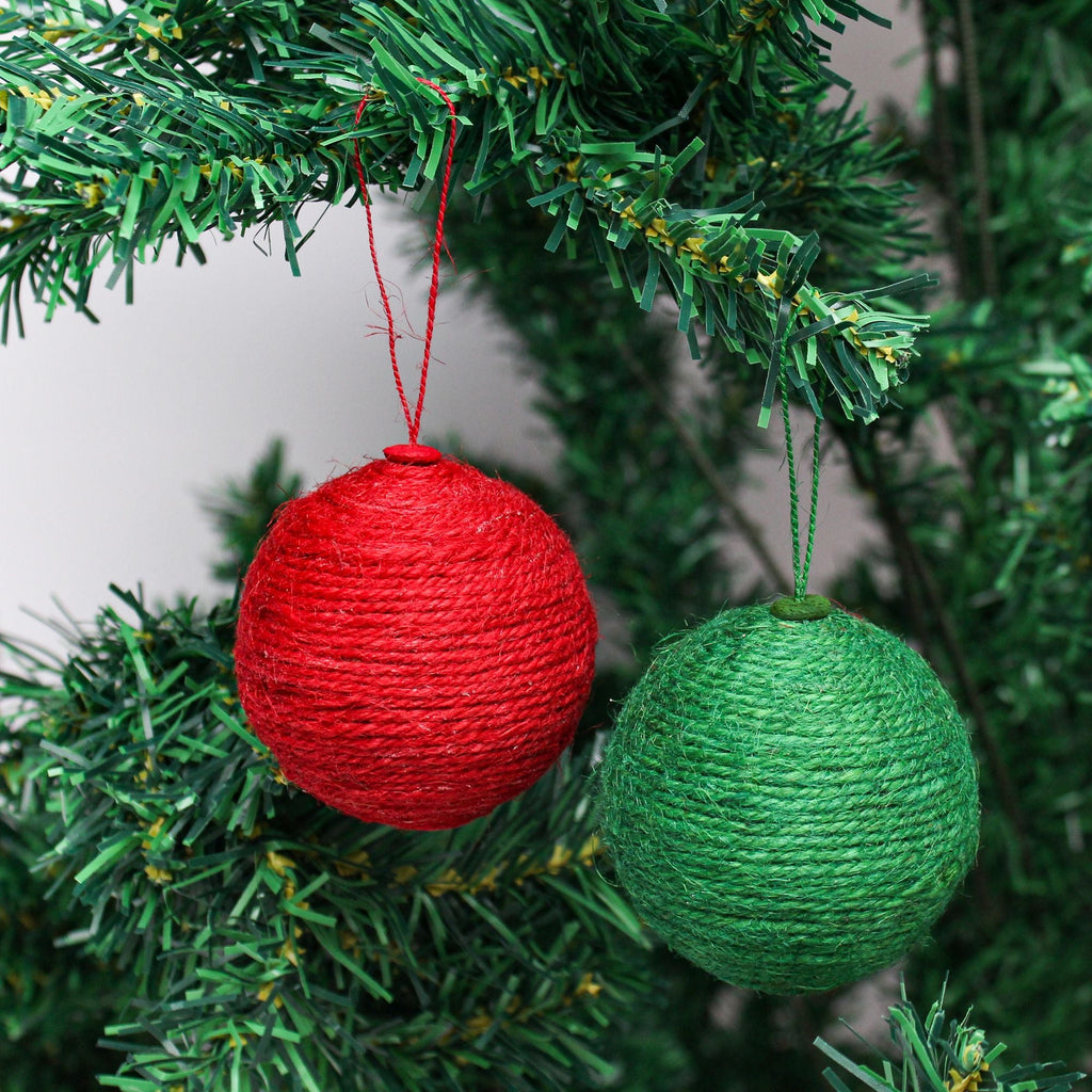 Handmade Christmas Ornaments - Jute Baubles, 70mm, Assorted Colours - Red, Green, 2pc
